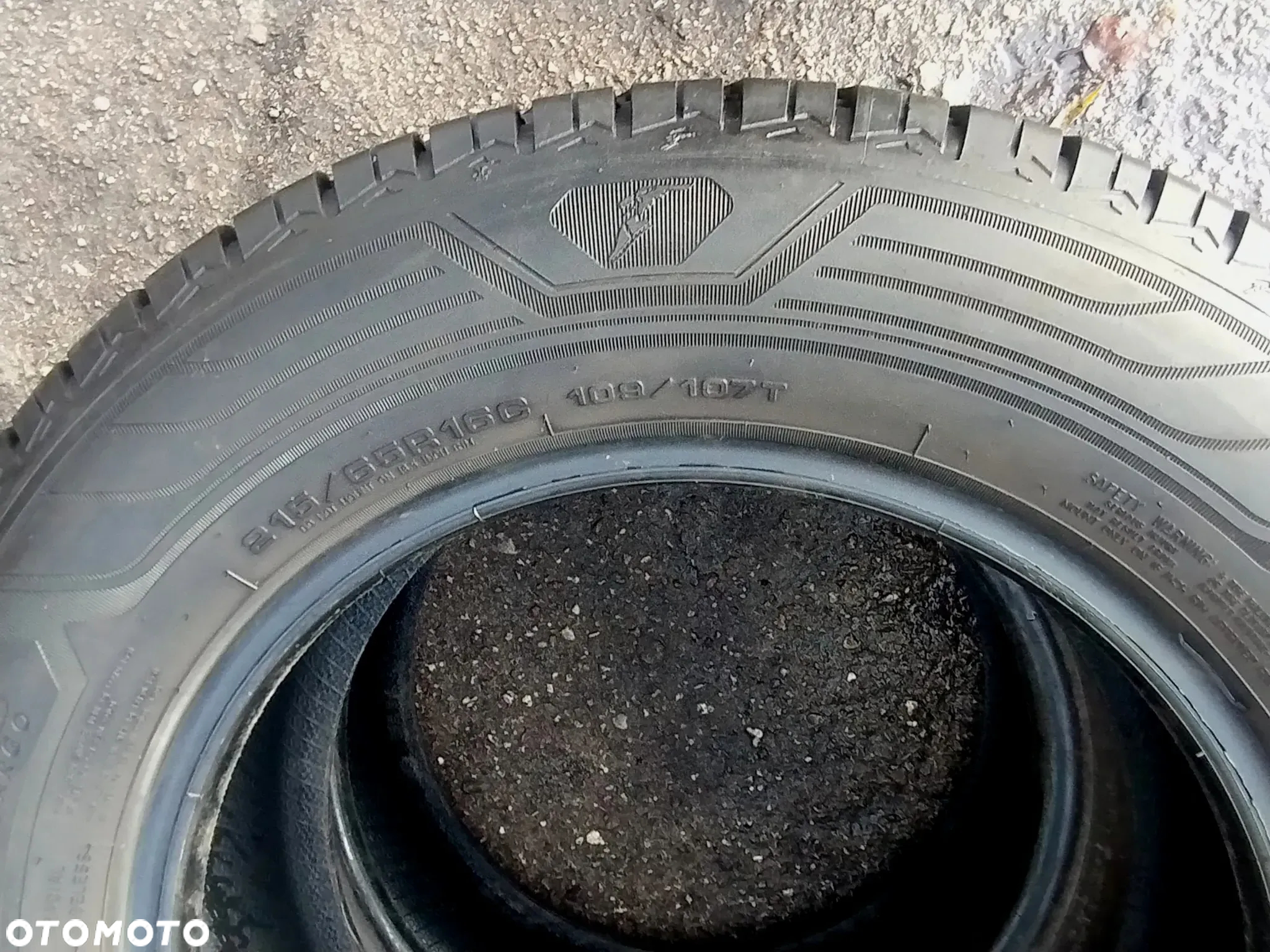215/65R16C 109/107T Opony Całoroczne Wielosezonowe GOODYEAR Vector 4SEASONS CARGO 8,5mm Legnica ALU-RAD 23r. - 8
