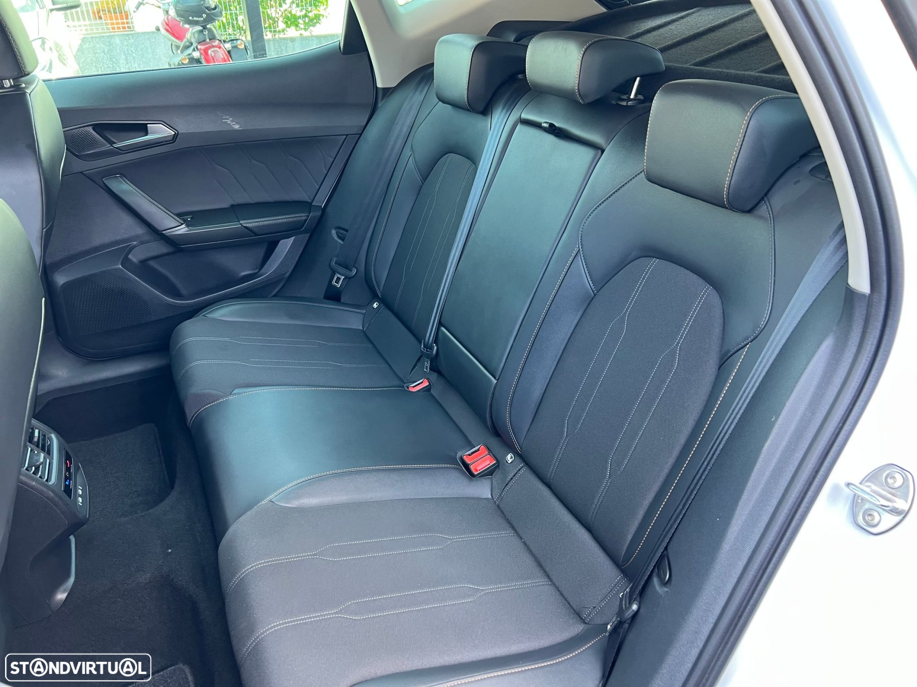 Cupra Formentor 1.4 e-Hybrid Plus DSG - 5