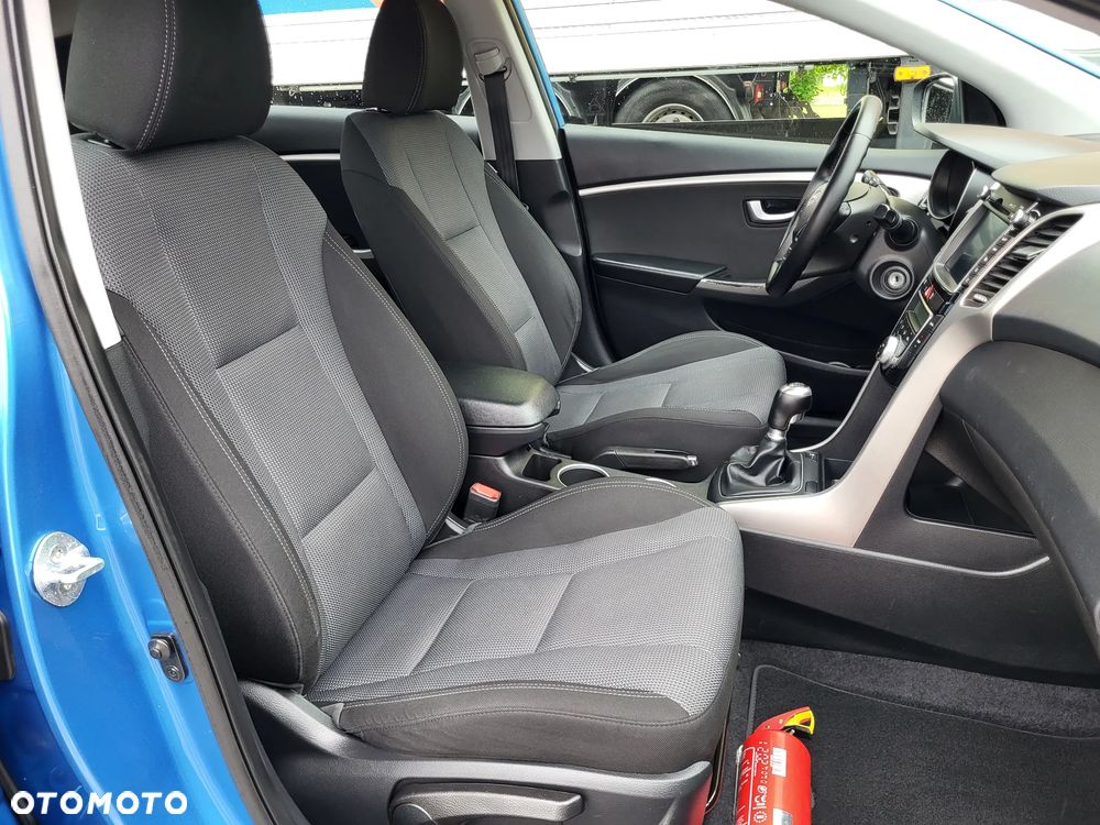 Hyundai i30 1.4 Passion Plus - 32
