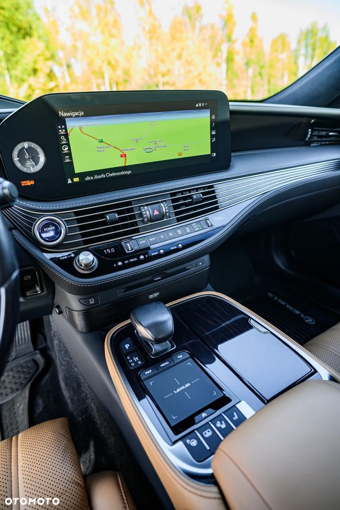 Lexus LS 500 Prestige AWD - 21