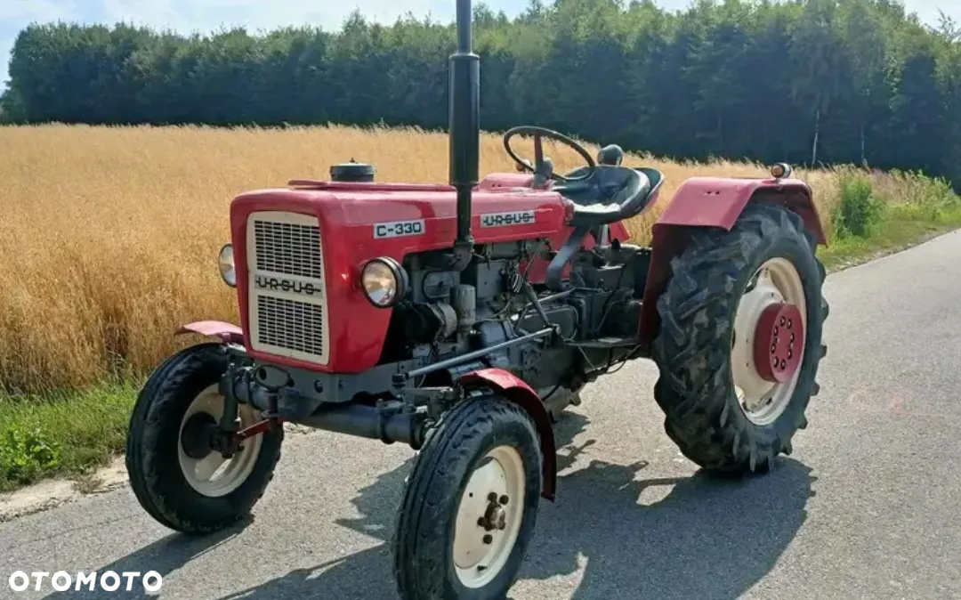 Ursus C-330 - 2