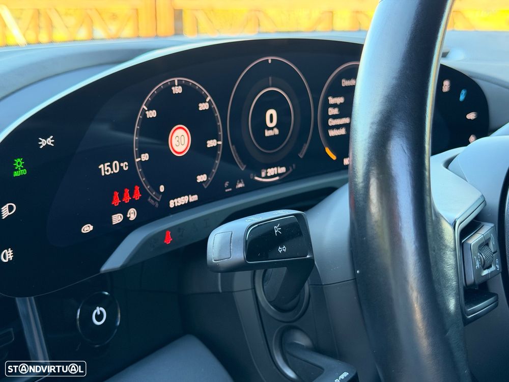 Porsche Taycan 4S - 22