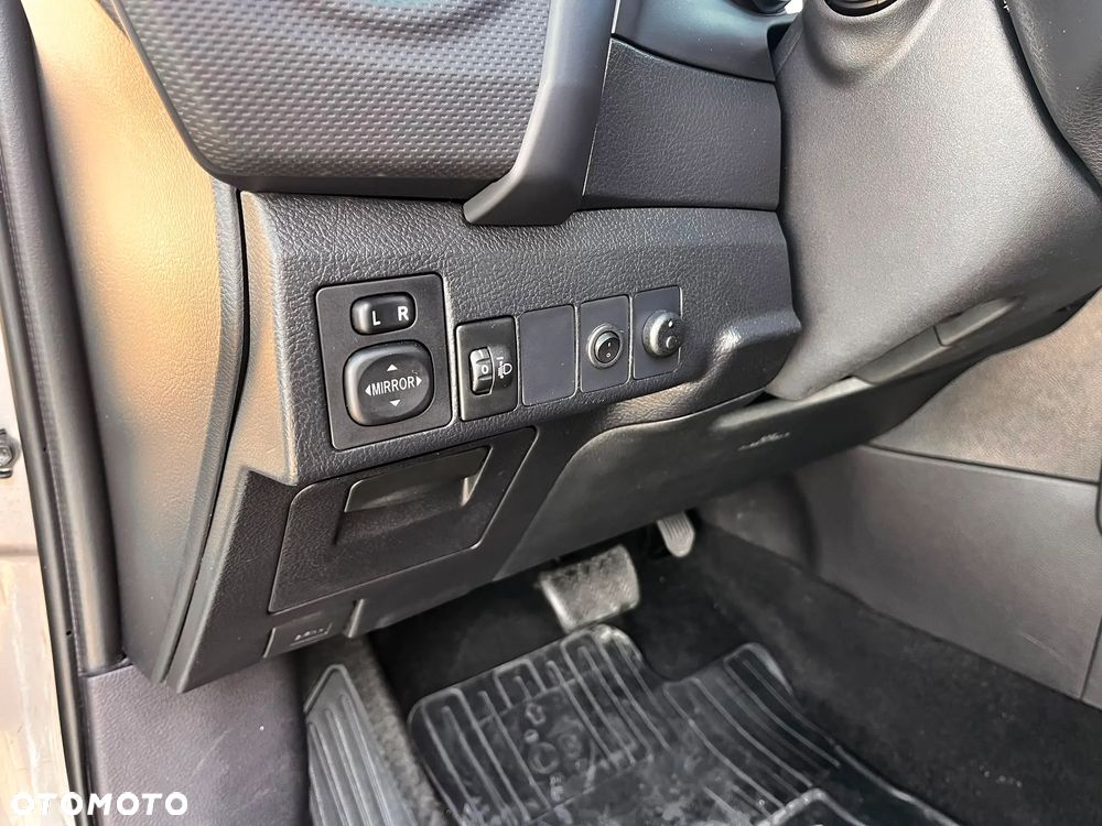 Toyota Auris - 9