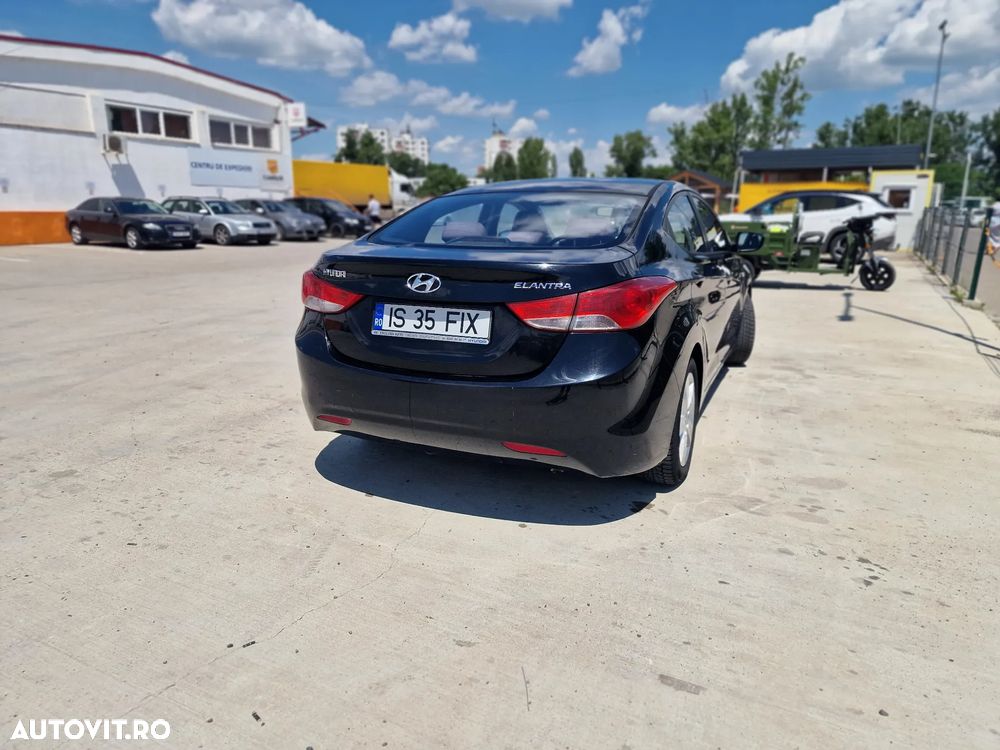 Hyundai Elantra 1.6 MPi Aut. Exclusive - 26