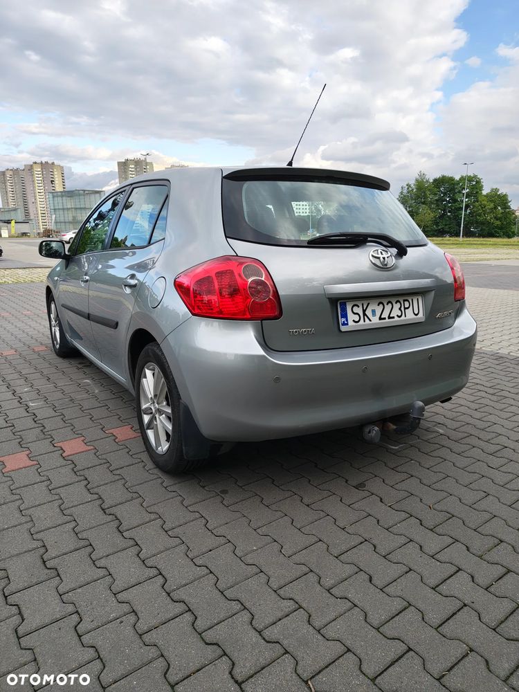 Toyota Auris 1.6 Sol - 6