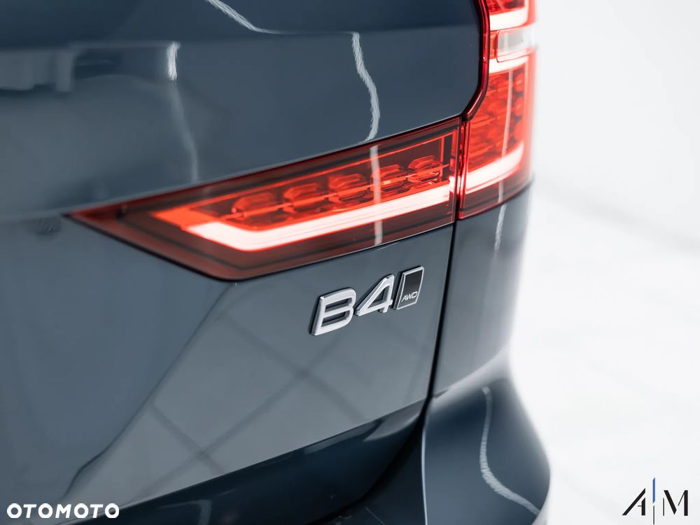 Volvo V60 Cross Country B4 D AWD Geartronic - 15