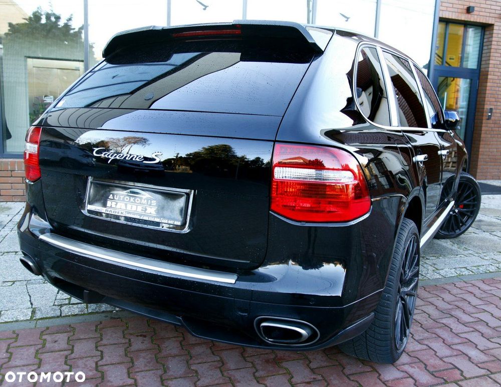 Porsche Cayenne - 28