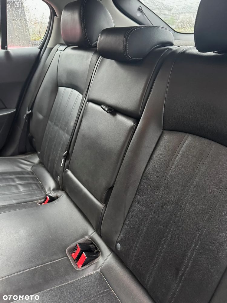 Chevrolet Cruze 1.8 LTZ - 13