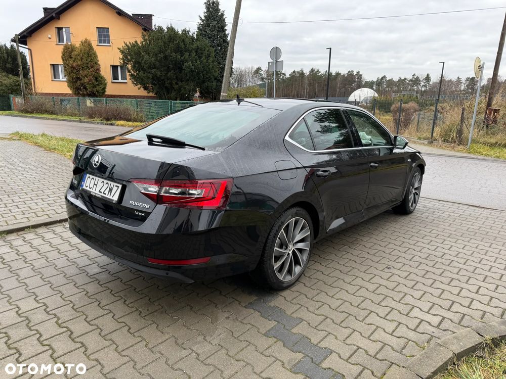 Skoda Superb 2.0 TDI 4x4 L&K DSG - 3