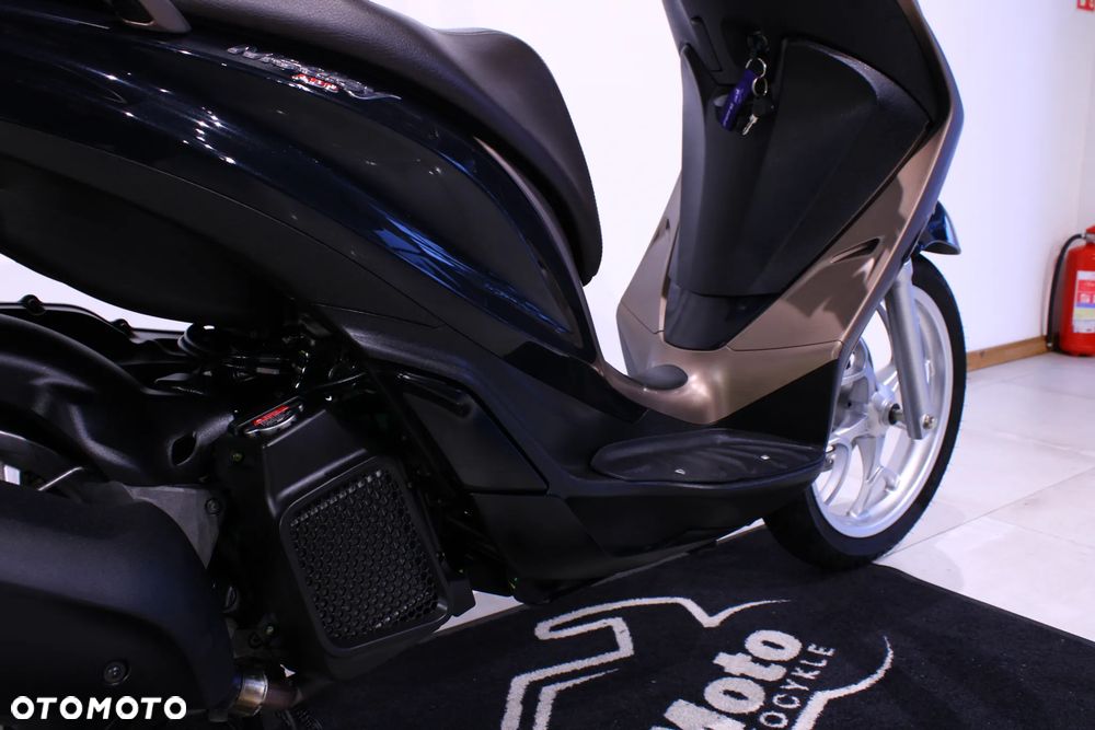 Piaggio Medley - 18