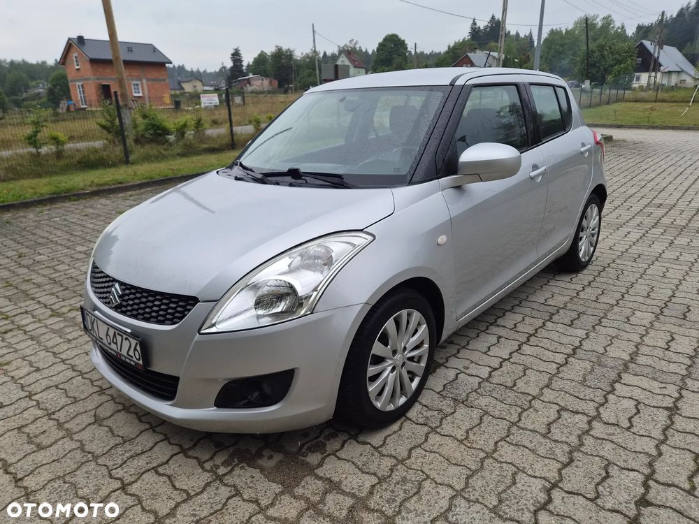 Suzuki Swift - 1