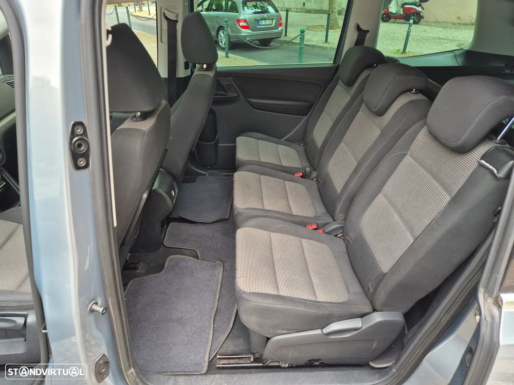VW Sharan 2.0 TDi BlueMotion - 11