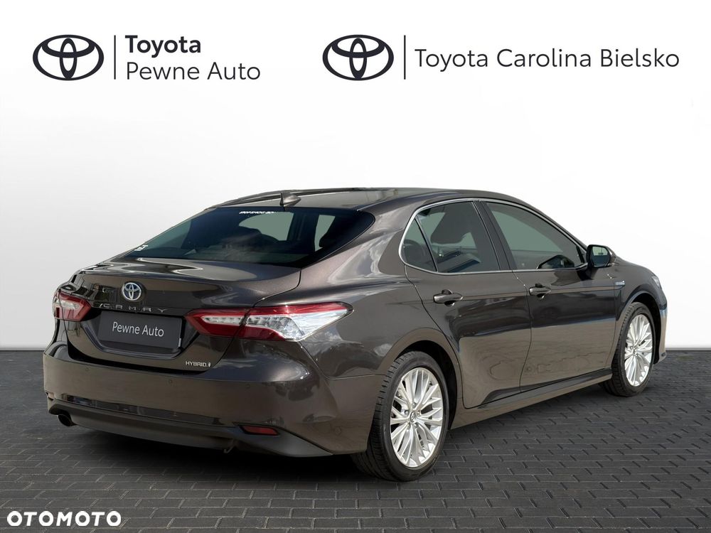 Toyota Camry 2.5 Hybrid Executive CVT - 26