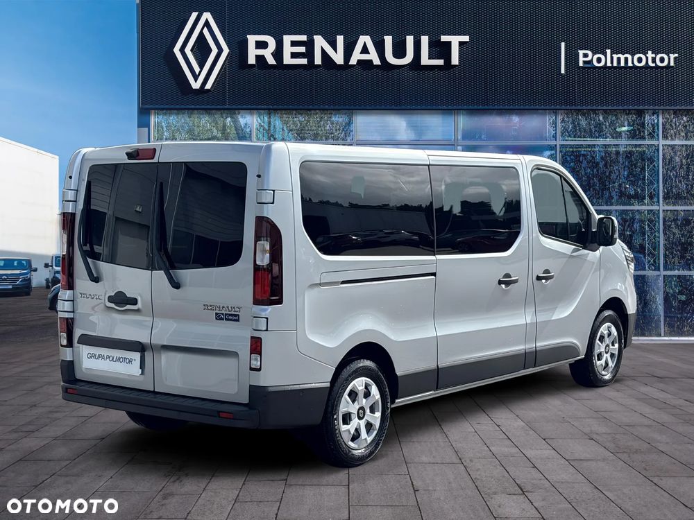 Renault Trafic 2.0 dCi - 7