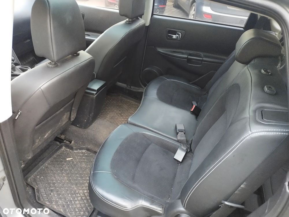 Nissan Qashqai 2.0 lounge - 9