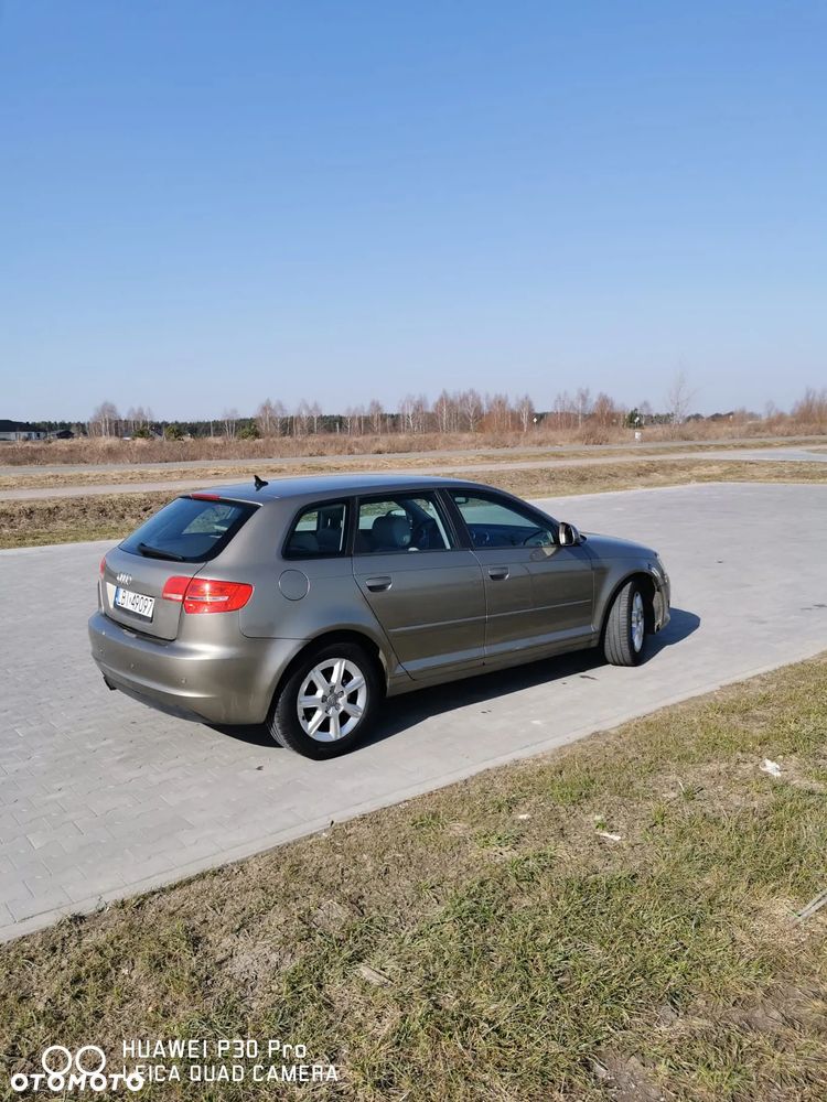 Audi A3 Sportback - 6