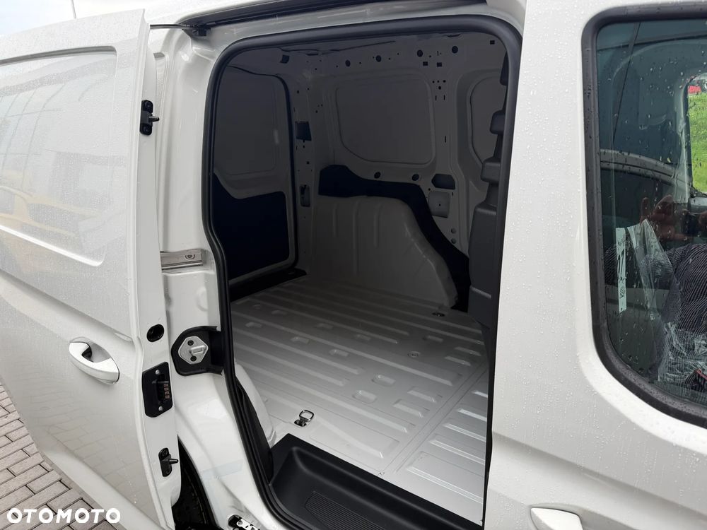 Volkswagen Caddy Cargo - 12
