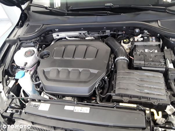 Volkswagen Golf 2.0 TSI OPF 4Motion DSG R - 5