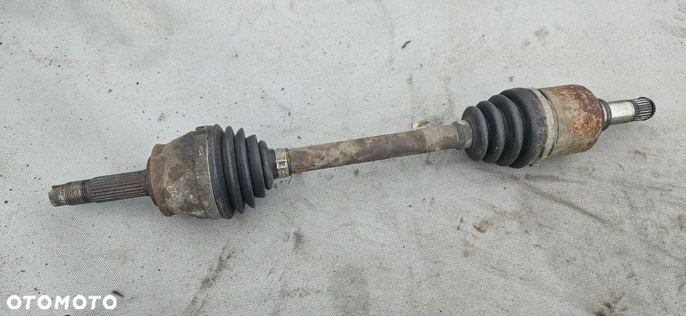 Półoś lewa prawa przód przednia Fiat Albea 1,2 16V 2003r 5-bieg manual 62.000km 46307899 43607898 - 2