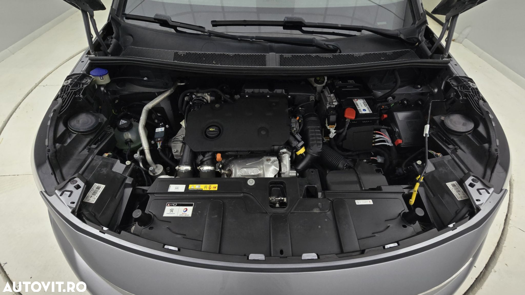 Peugeot 5008 - 24