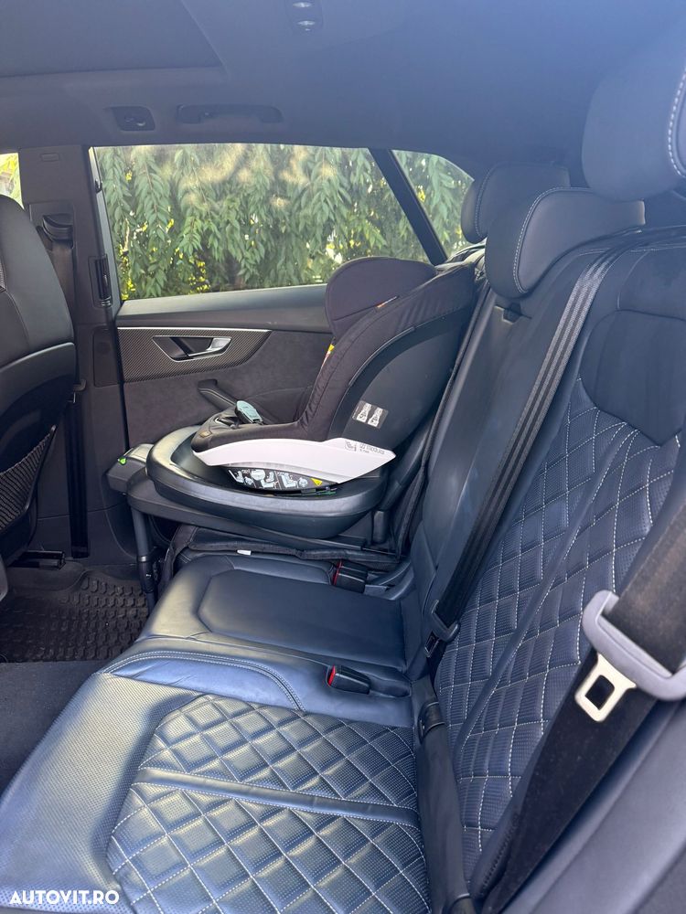Audi SQ8 4.0 TFSI quattro Tiptronic - 7
