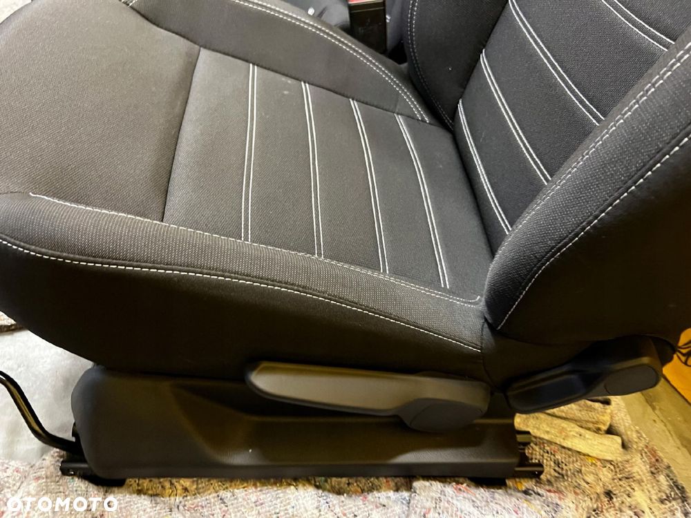 TAPICERKA FOTELE KANAPA AIRBAG ISOFIX EU DACIA SANDERO III 2023R - 5