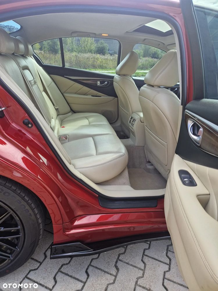 Infiniti Q50 - 17
