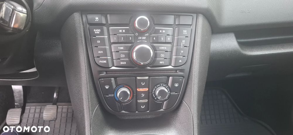 Opel Meriva - 9