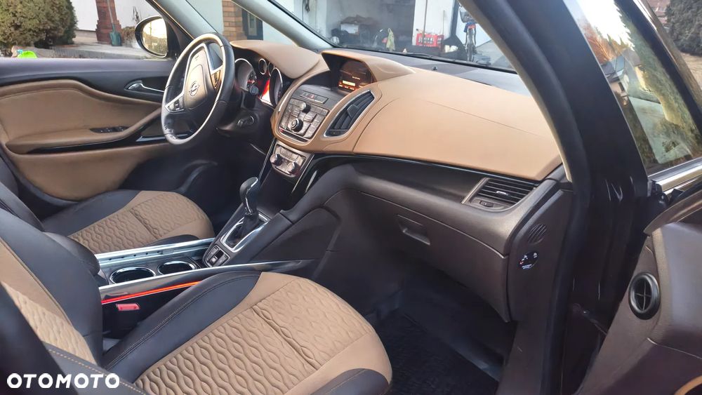 Opel Zafira Tourer 1.6 ECOTEC DIT Business Edition - 17