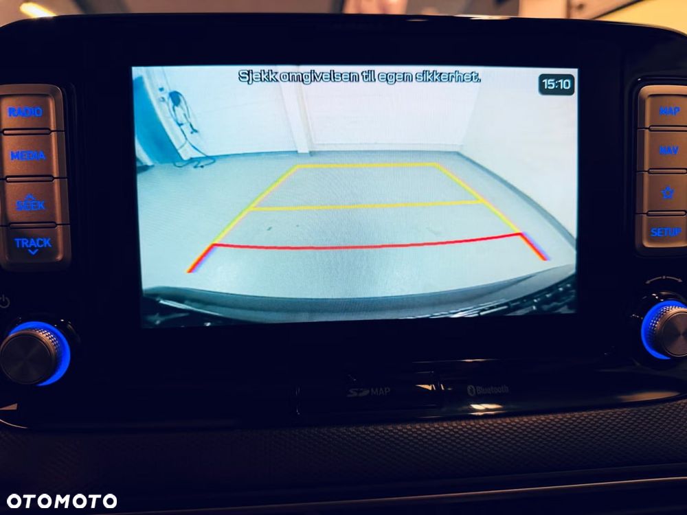 Hyundai Kona Premium - 11