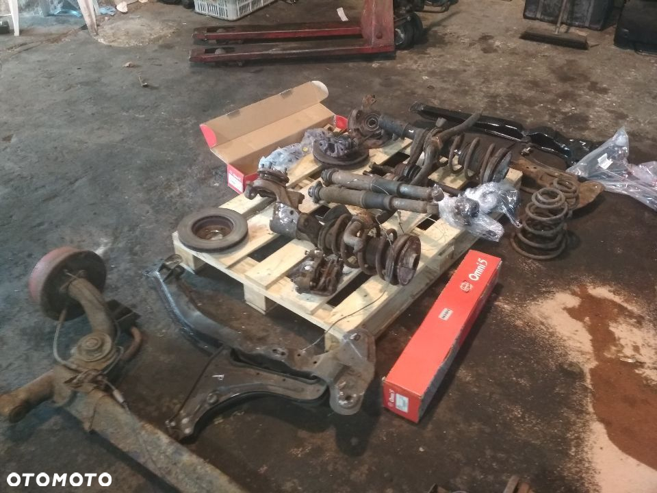 polos lewa prawa przod przednia CADILLAC CIMARRON OLDSMOBILE OMEGA CHEVROLET BERETTA CAVALIER CELEBRITY CITATION cv axle front left right v6 2.0 2.2 2.3 2.8 3.1 3.3 3.4 - 2