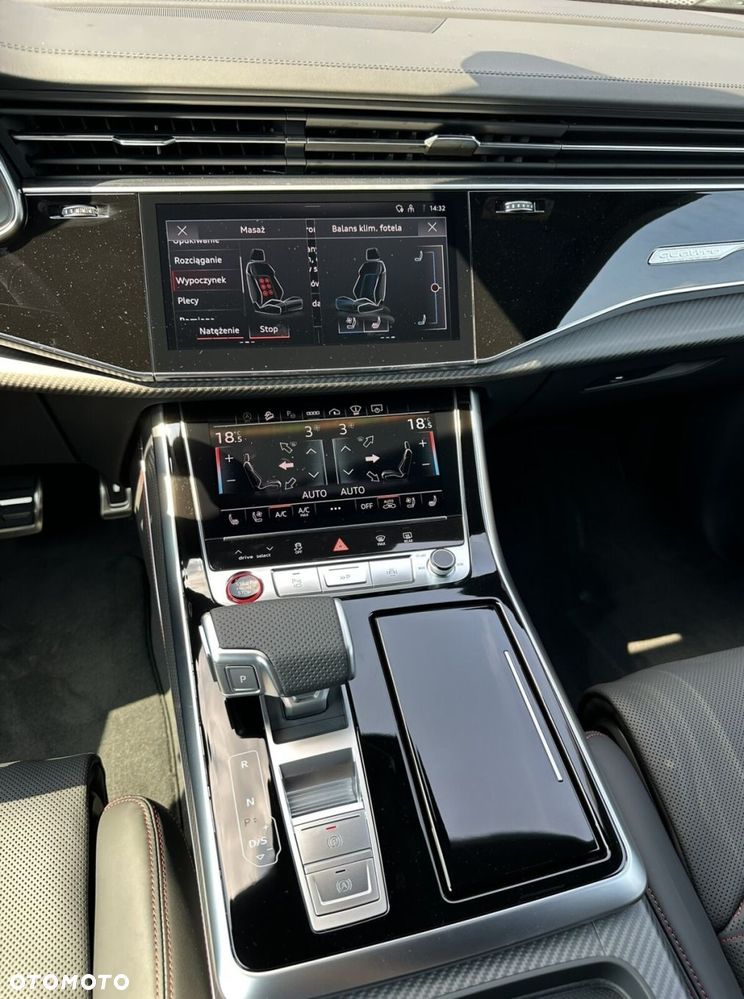 Audi RS Q8 - 22