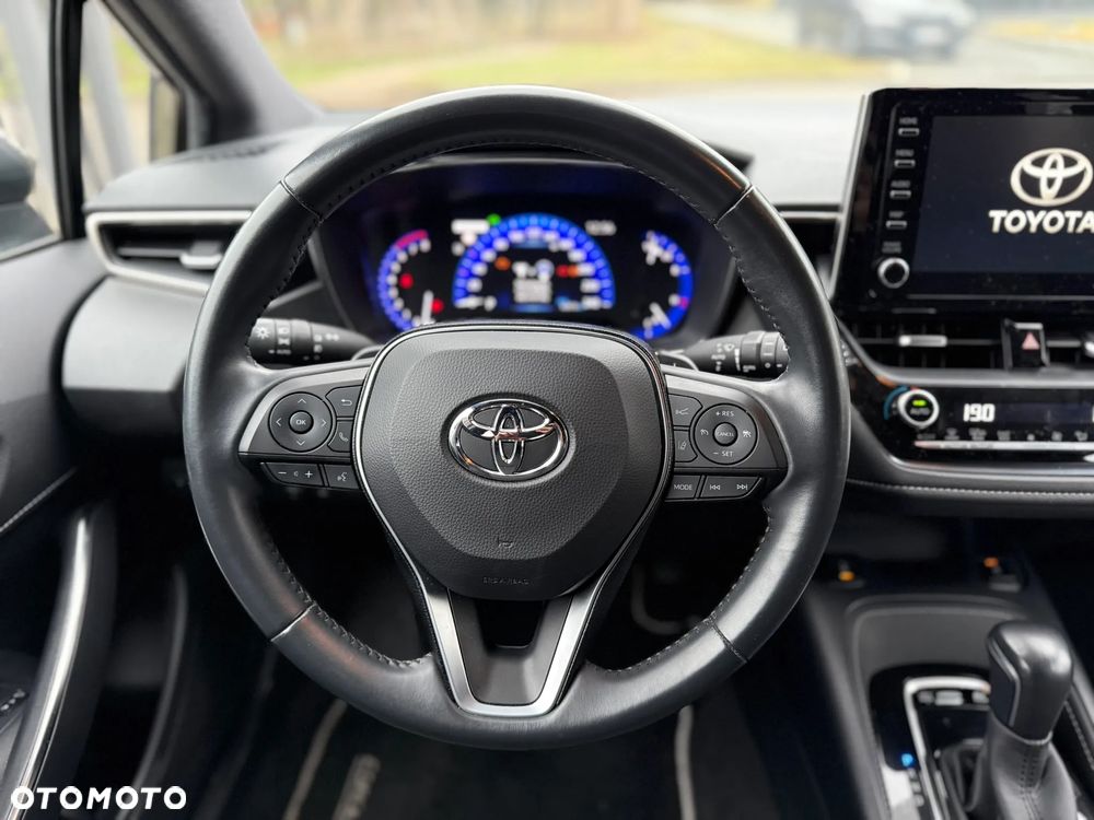 Toyota Corolla 2.0 Hybrid Executive - 15