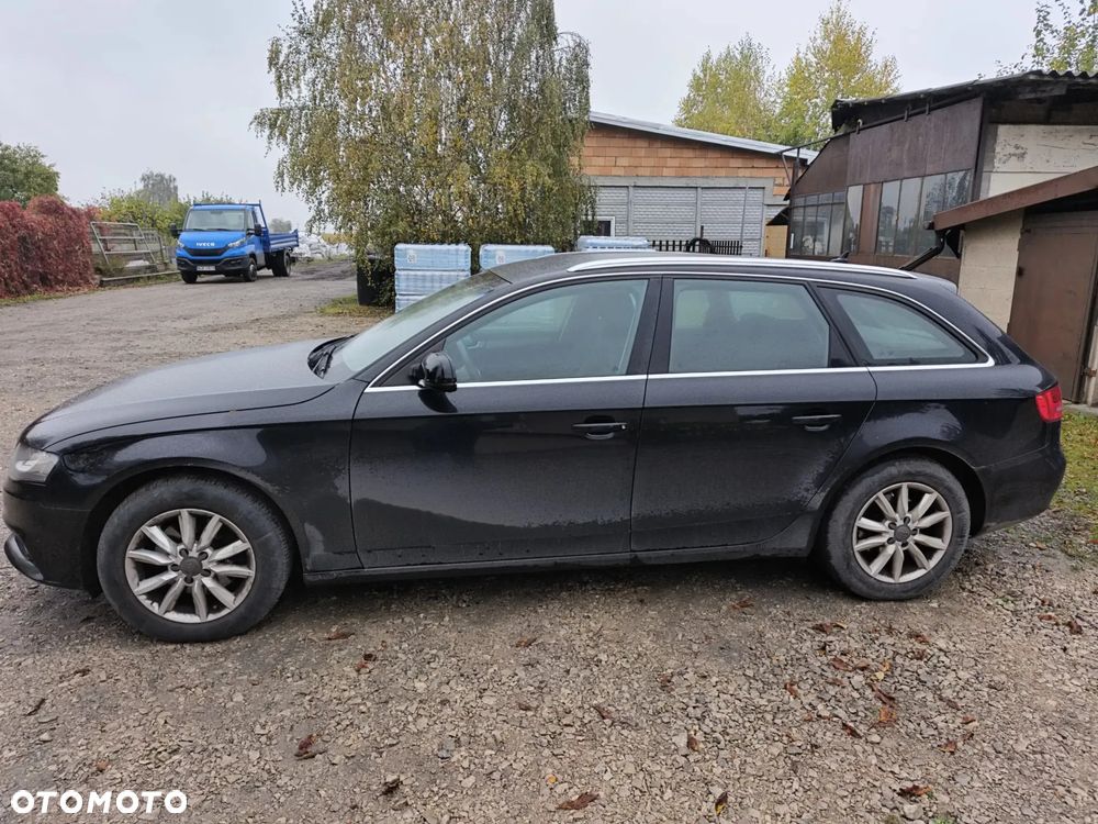 Audi A4 2009 photo 2