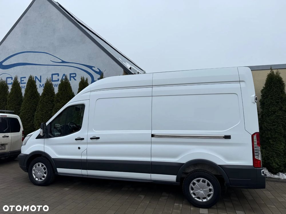 Ford Transit - 1