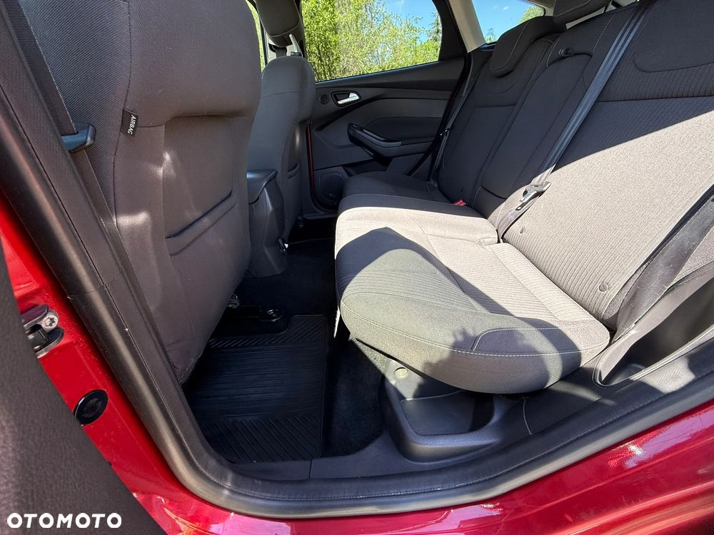 Ford Focus 1.6 EcoBoost Edition - 31