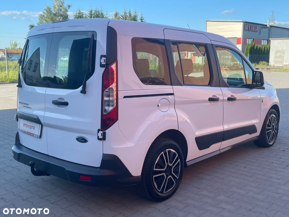Ford Transit Connect - 28
