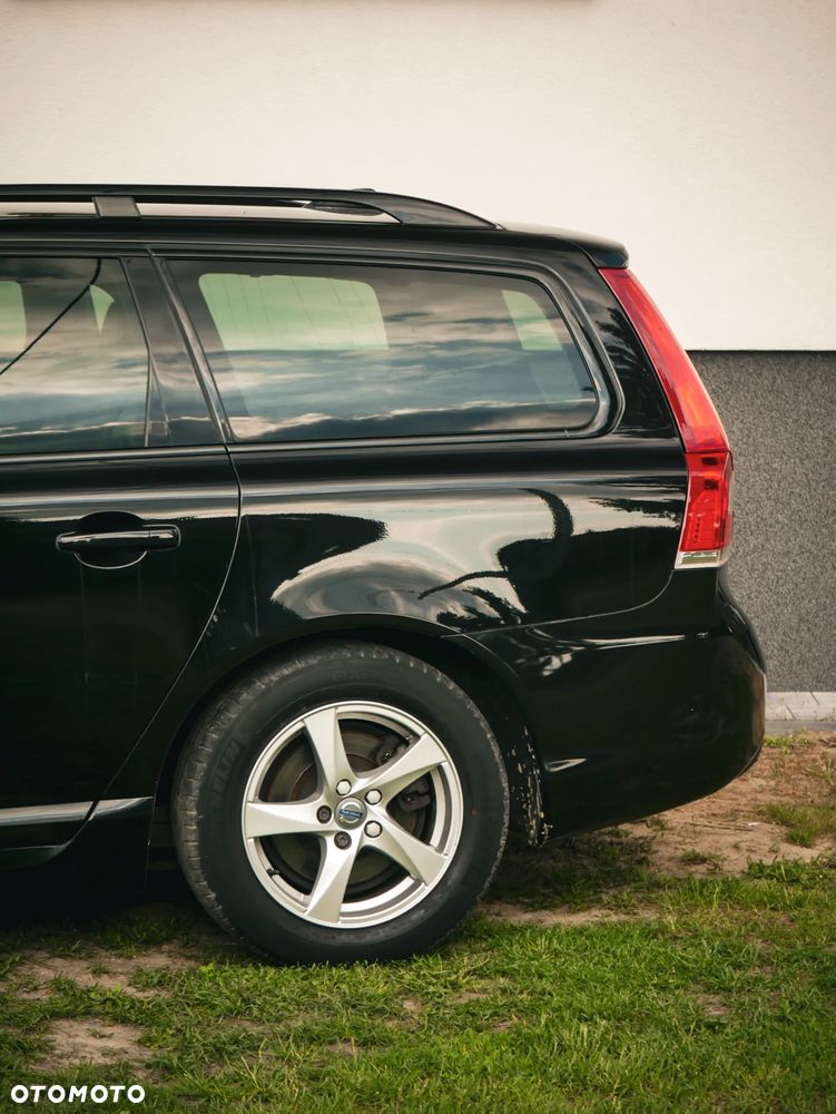 Volvo V70 D4 Black Edition - 3