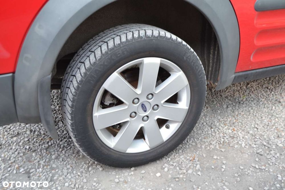 Ford Tourneo Connect - 4