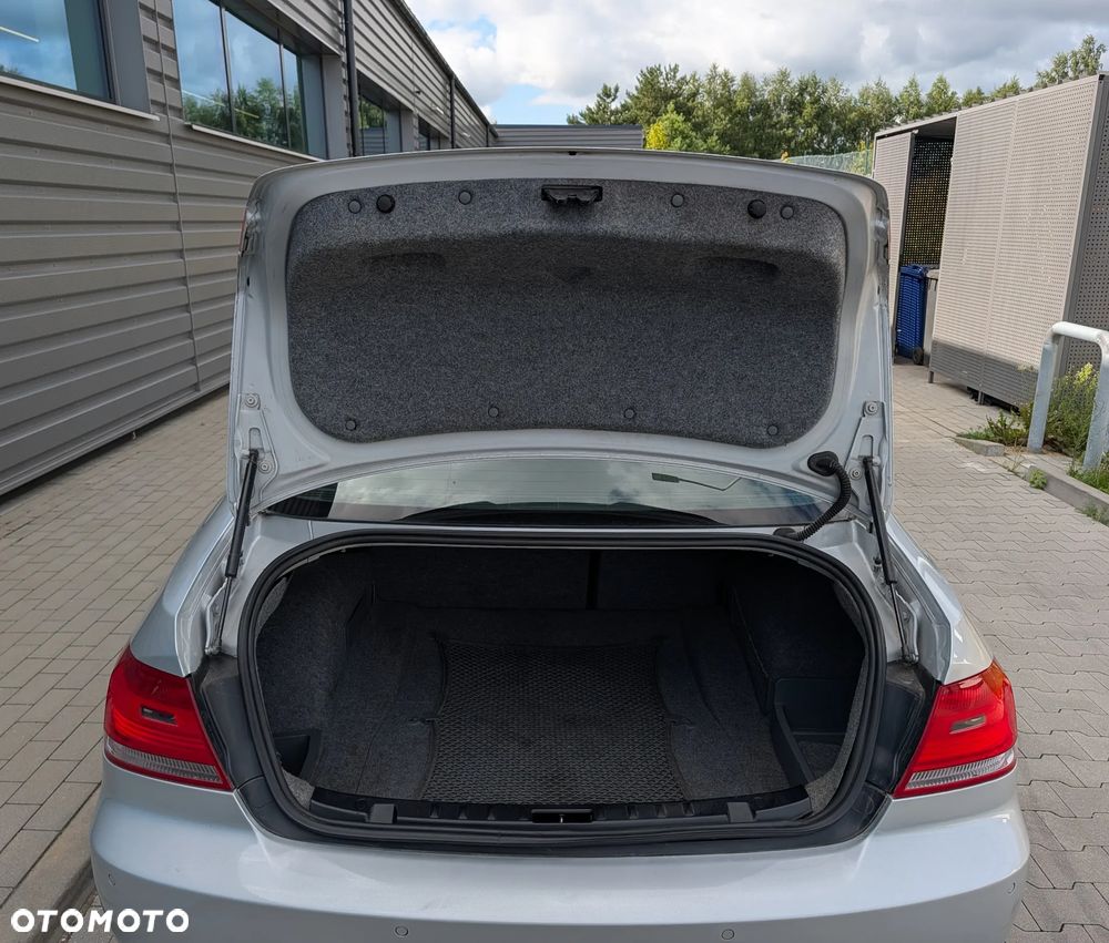 BMW Seria 3 325i M Sport Edition - 19
