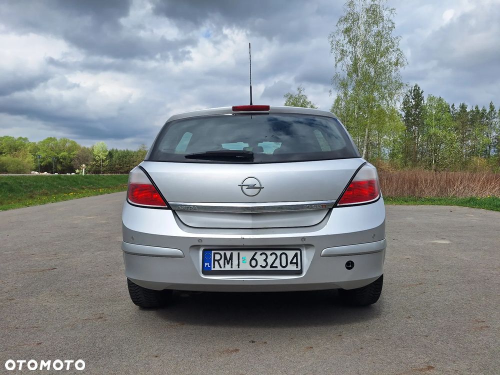 Opel Astra III 1.9 CDTI Essentia - 3
