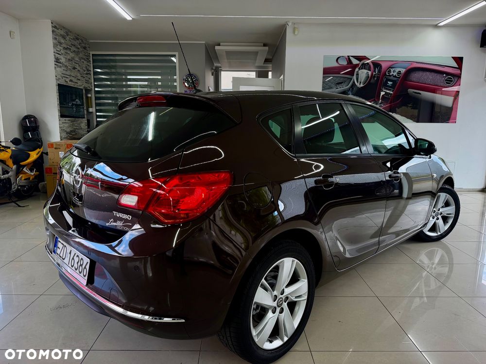 Opel Astra 1.4 Turbo Color Edition - 4