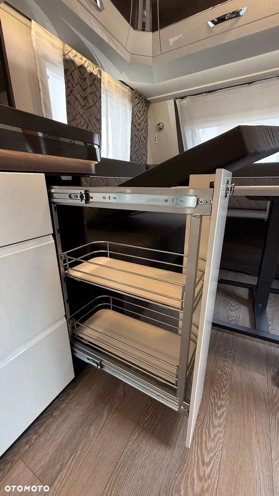 Hobby 560 WFU Prestige - 17