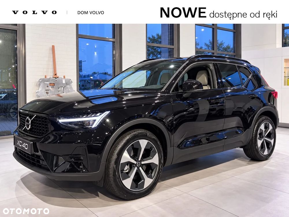 Volvo XC 40 B3 Ultra Dark - 1