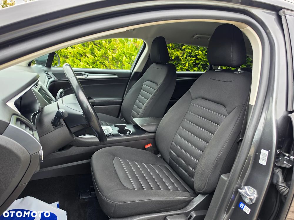 Ford Mondeo 2.0 TDCi Titanium - 23
