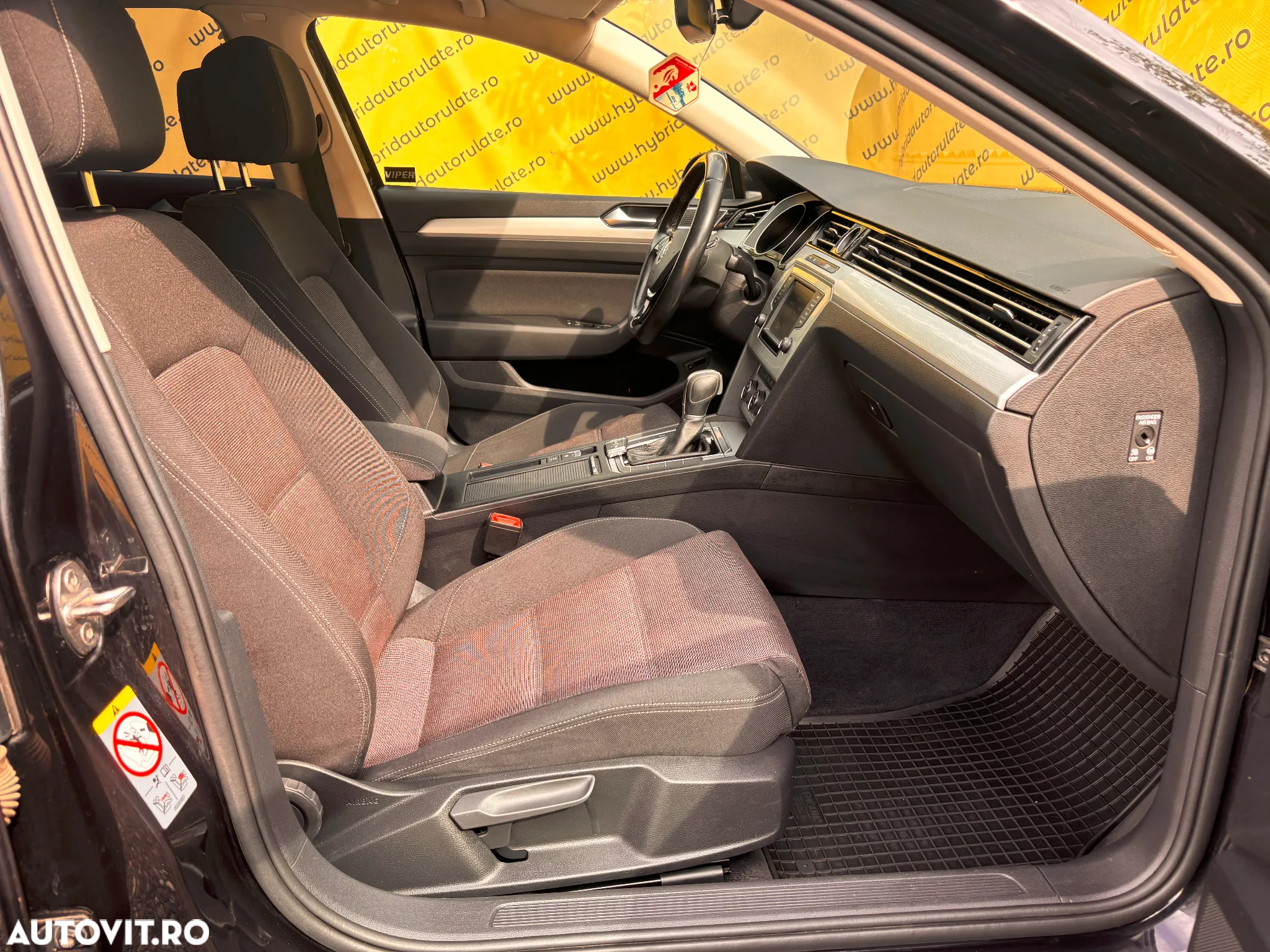 Volkswagen Passat - 26