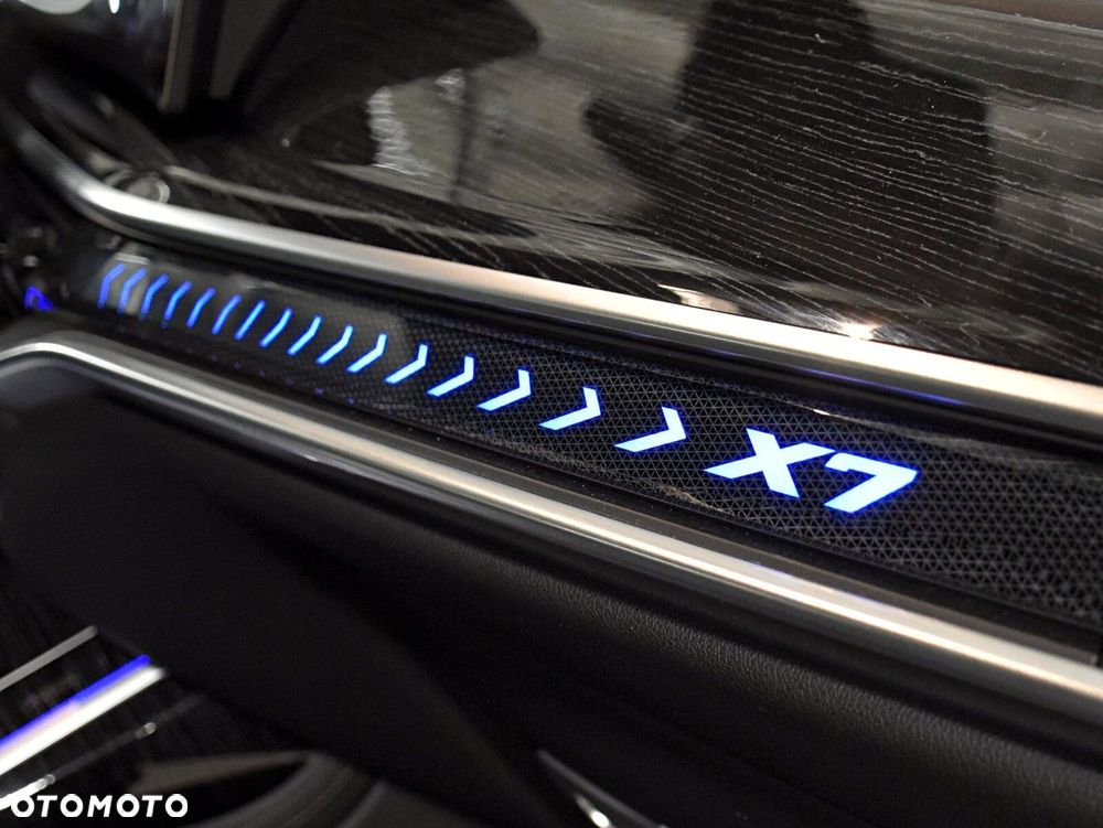 BMW X7 - 17