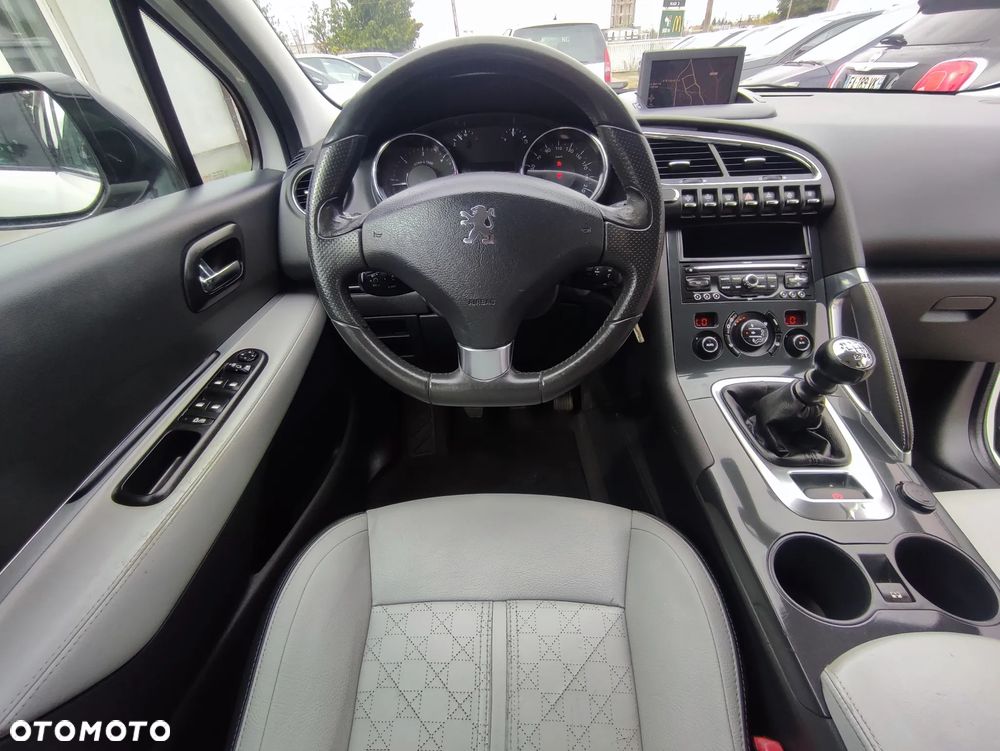 Peugeot 3008 HDi FAP 150 Roland Garros - 27