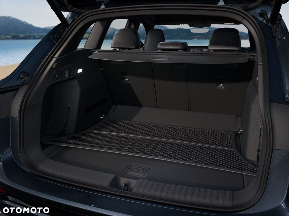 Audi Q6 e-tron - 9