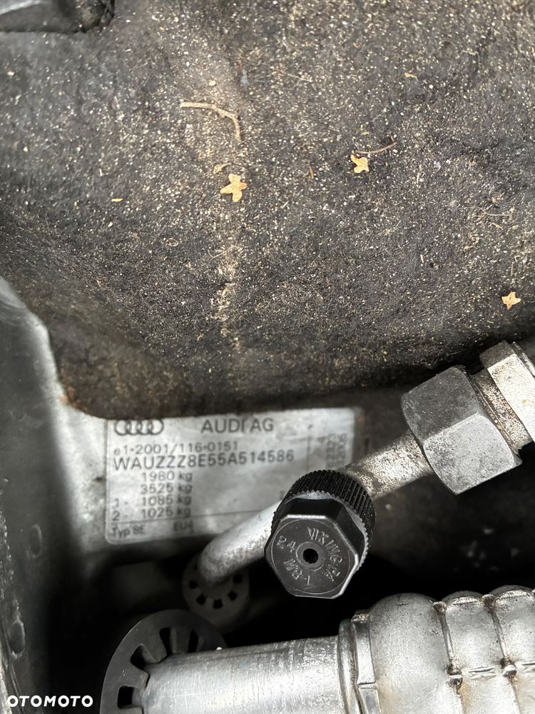 Audi A4 Limousine - 12